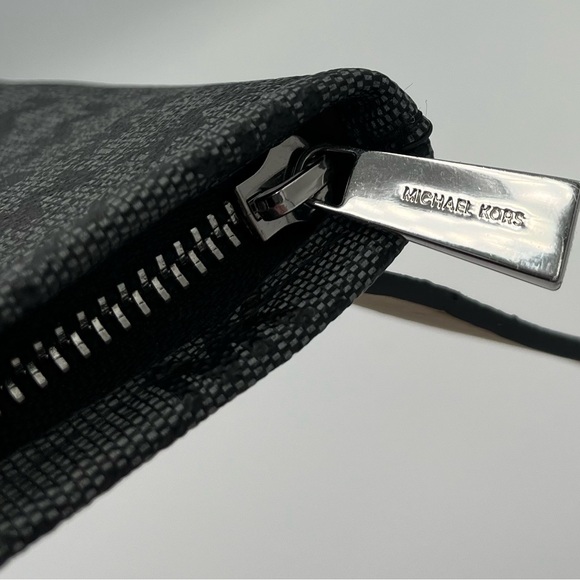 Michael Kors Black and Gray with Silver Charm. Elegant Belt Bag! - Picture 5 of 10